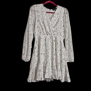 TRIXXI Clothing Company - (L) - White w/Black Squares